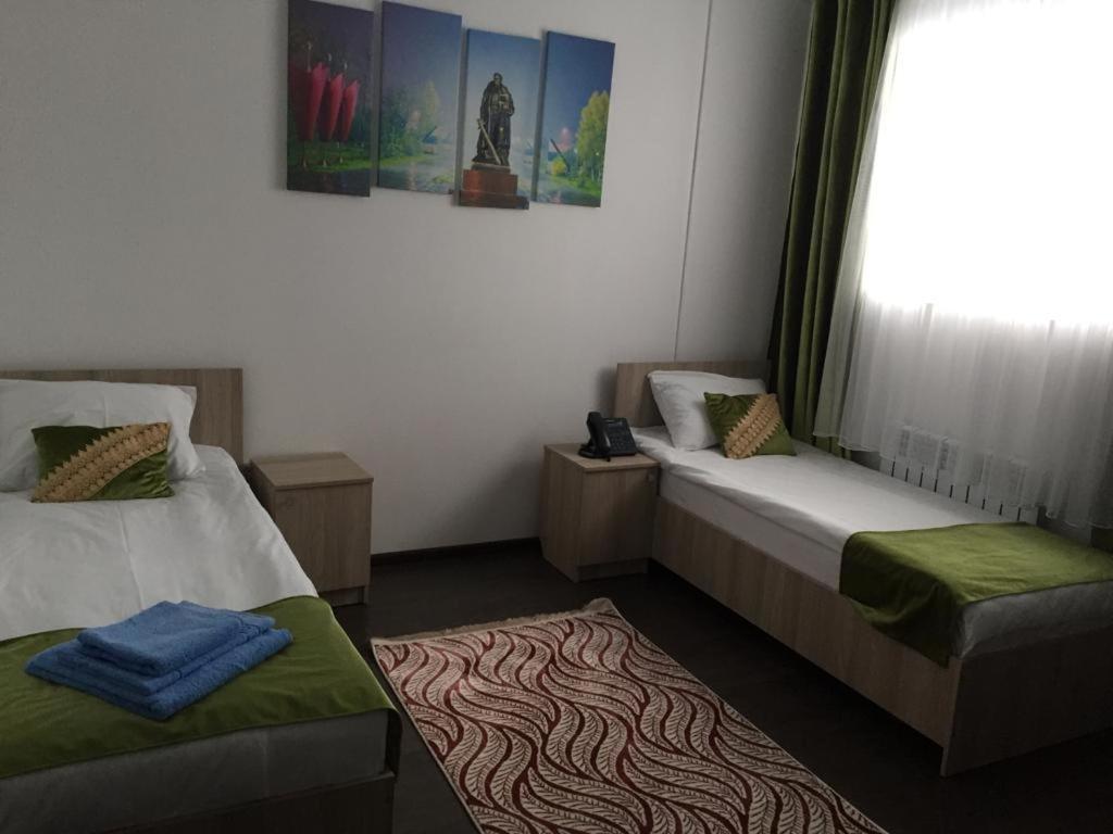 Altyn Orda Hotell Petropavlovsk Eksteriør bilde